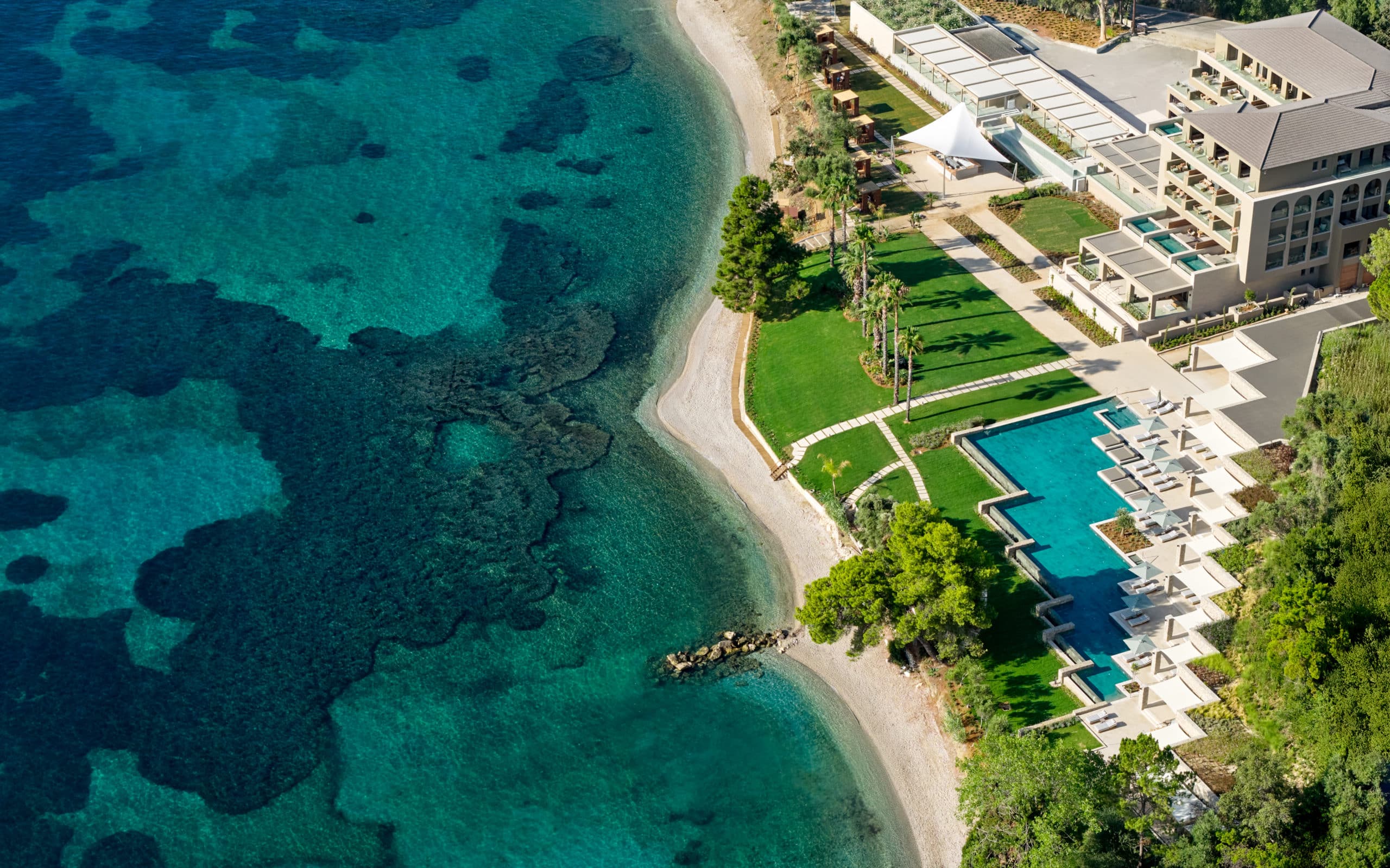 Tiara Holidays - Avali Mar-Bella - zgrada i plaža